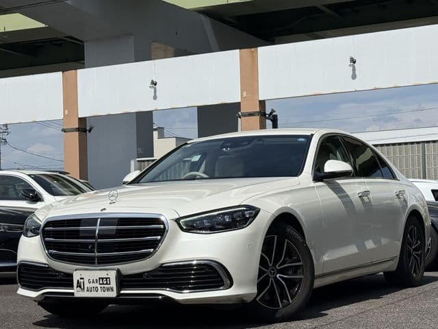 MERCEDES BENZ