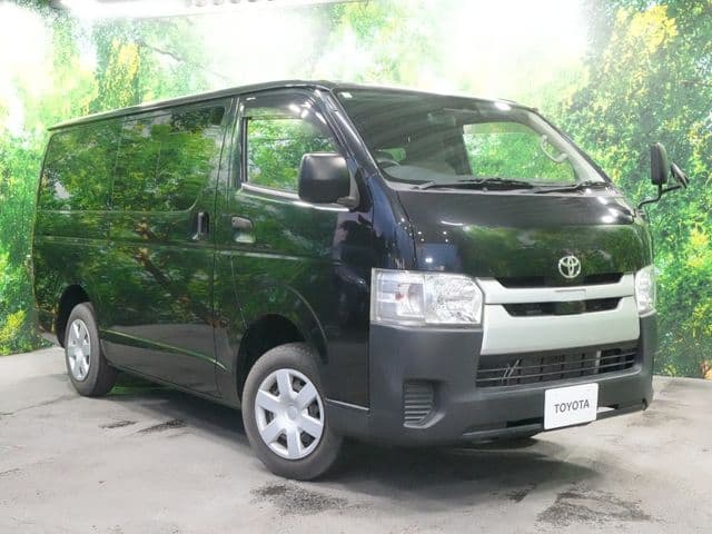 TOYOTA HIACE van 2WD
