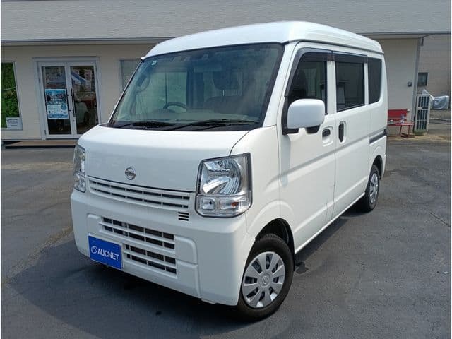 NISSAN NV100 CLIPPER