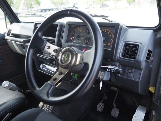 Car thumbnail 2