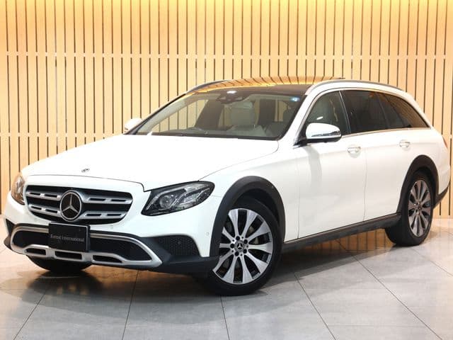 MERCEDES BENZ