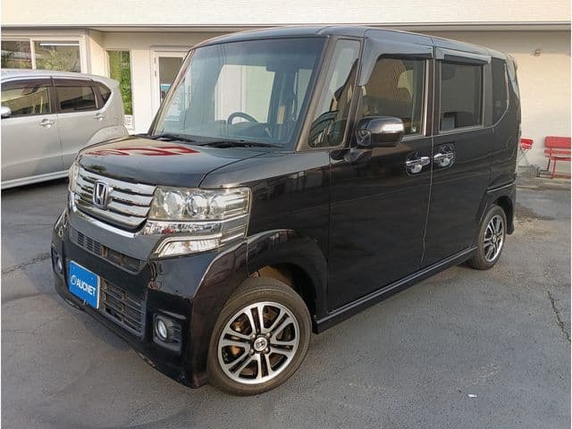 HONDA N BOX CUSTOM