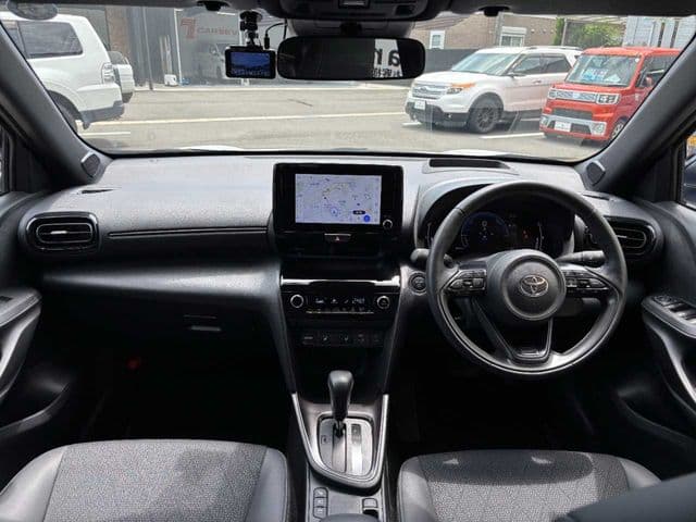 Car thumbnail 3