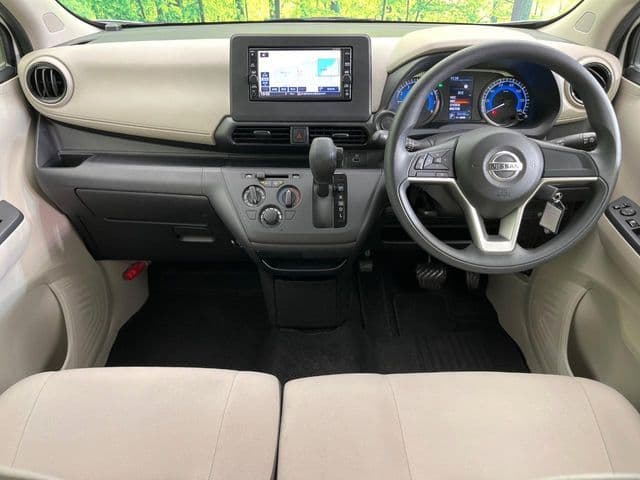 NISSAN