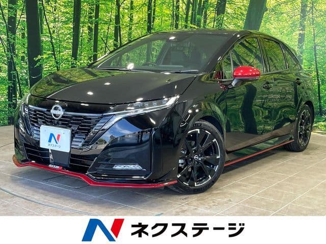NISSAN AURA