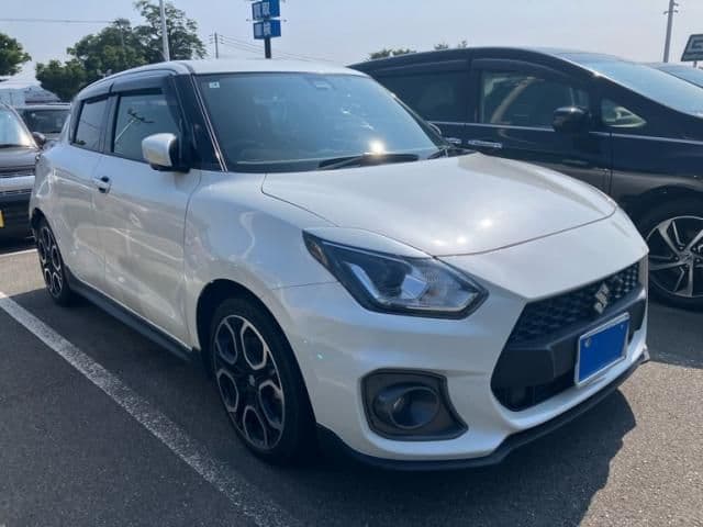 Car image 1