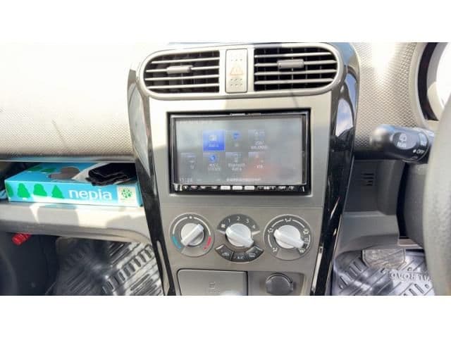 Car thumbnail 4