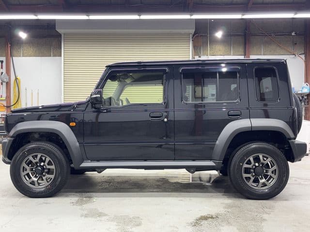 Car thumbnail 4
