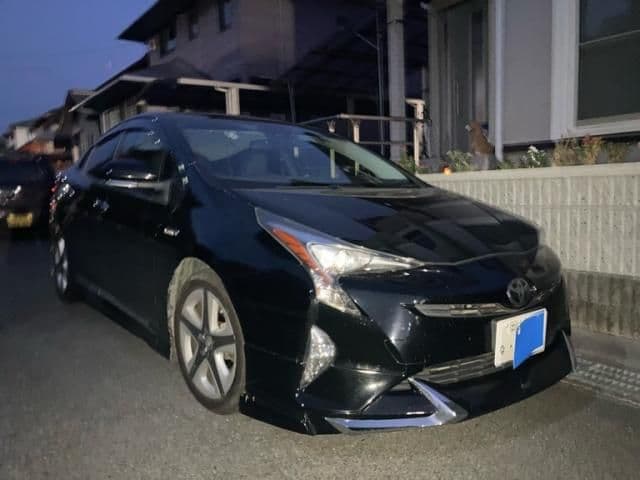 Car thumbnail 3
