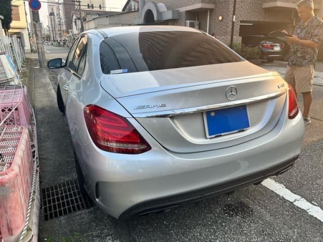 Car thumbnail 4