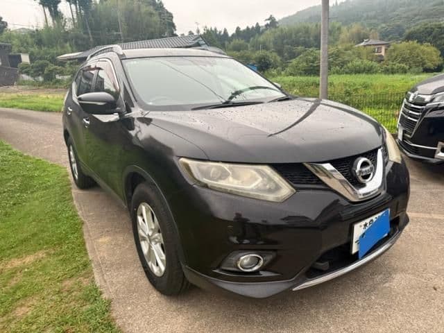 NISSAN