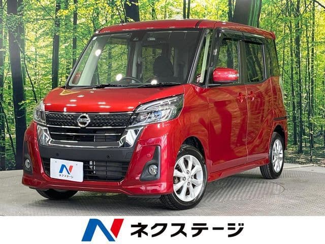 NISSAN