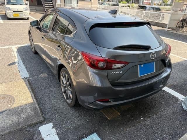 Car thumbnail 2