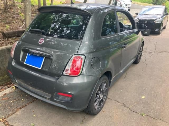 Car thumbnail 3