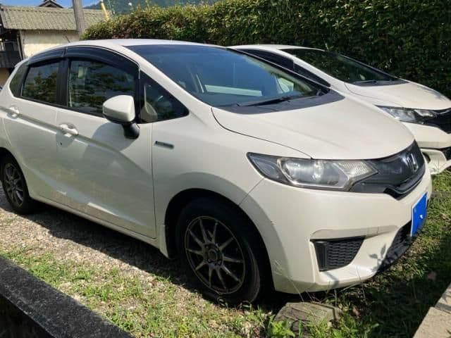 Car thumbnail 4