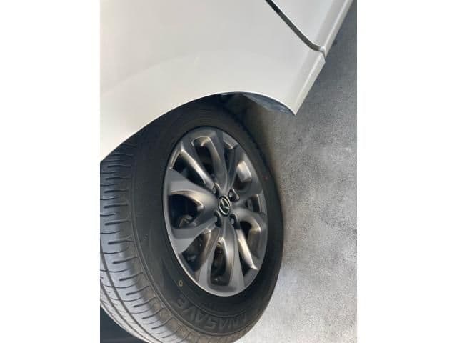 Car thumbnail 4