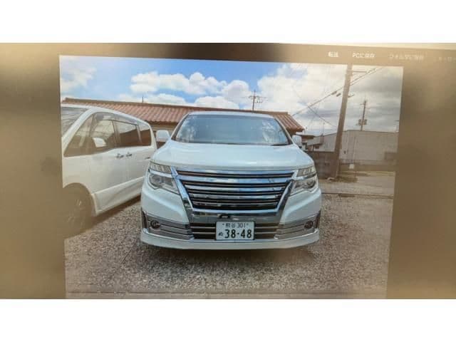 NISSAN ELGRAND