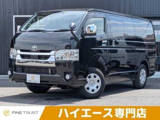 TOYOTA HIACE van 4WD