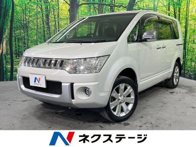 MITSUBISHI DELICA D:5 4WD