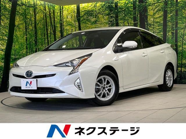 TOYOTA PRIUS 4WD