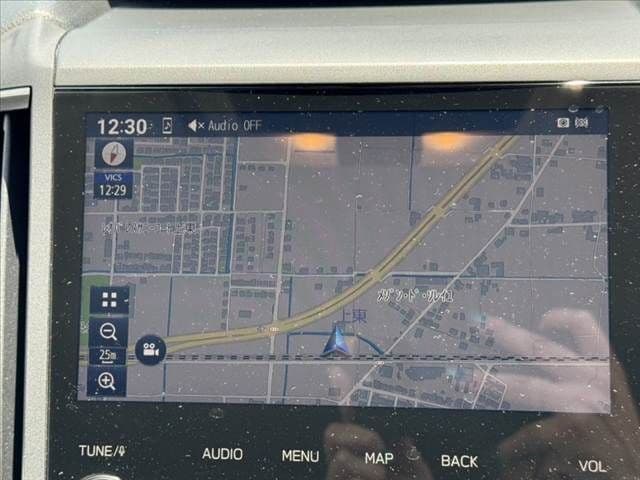 Car thumbnail 3