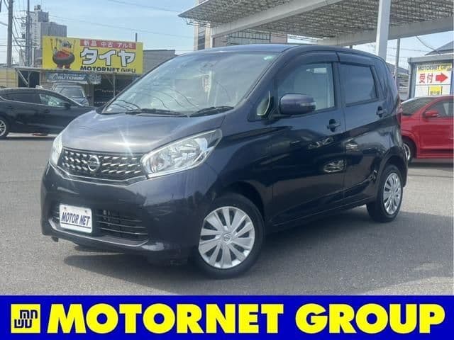 NISSAN