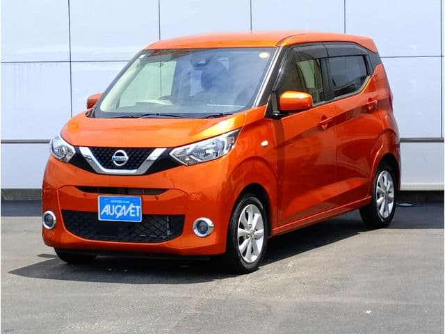 NISSAN