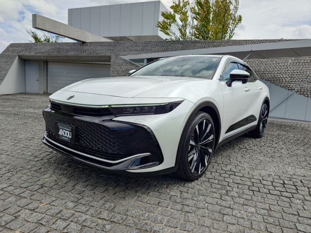 TOYOTA CROWN CROSSOVER