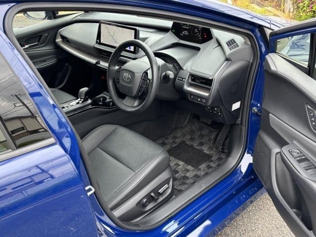 Car thumbnail 4