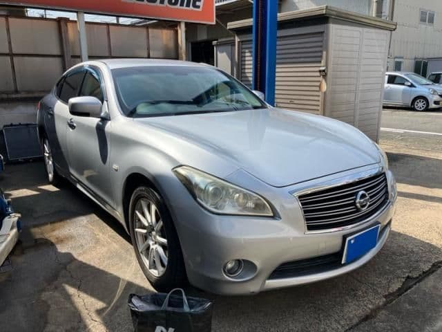 NISSAN FUGA