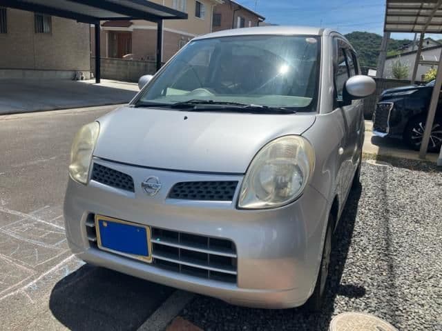 NISSAN