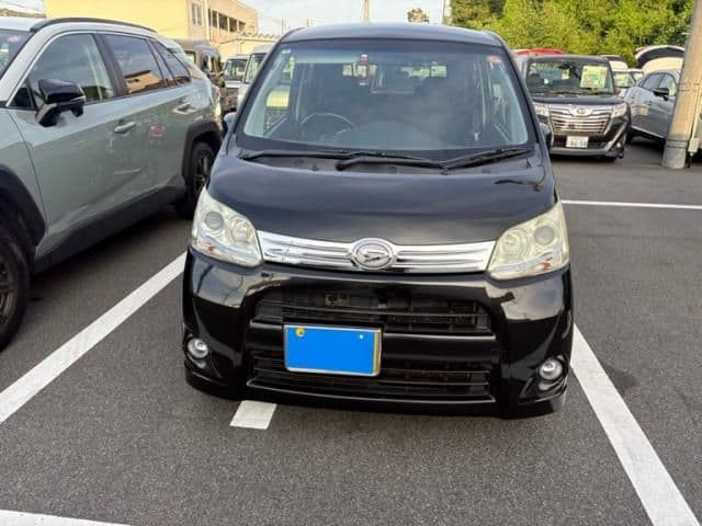 DAIHATSU MOVE CUSTOM