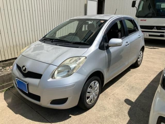 TOYOTA VITZ