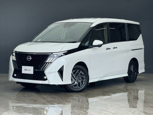 NISSAN