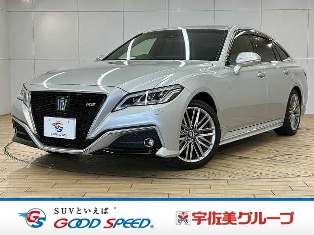 TOYOTA CROWN sedan hybrid