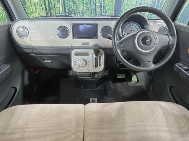 Car thumbnail 2