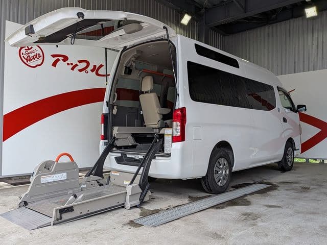 NISSAN NV350 CARAVAN 4WD