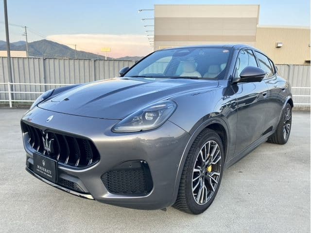 MASERATI null