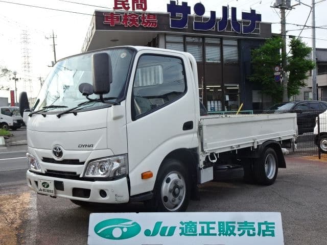 TOYOTA DYNA