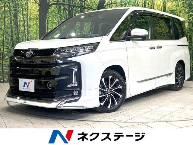 TOYOTA NOAH