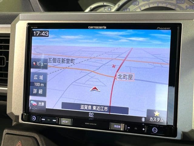 Car thumbnail 3