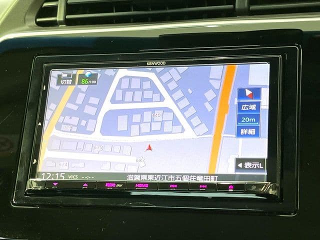 Car thumbnail 3