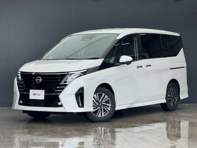 NISSAN