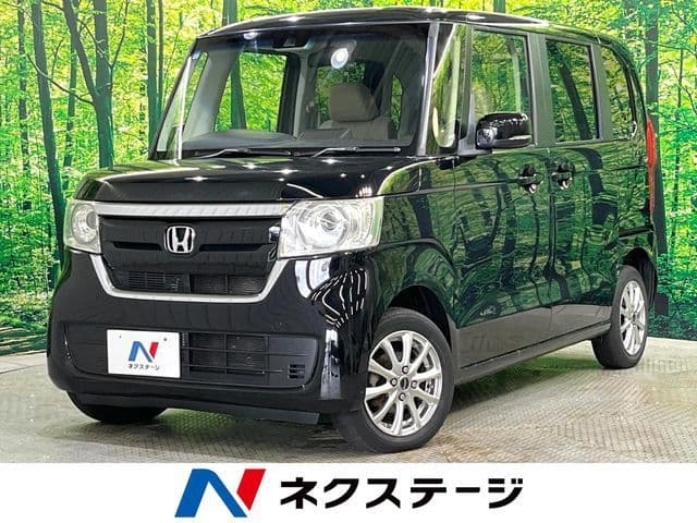 HONDA N BOX CUSTOM 4WD