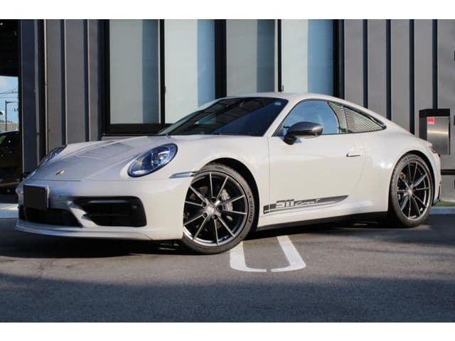 PORSCHE