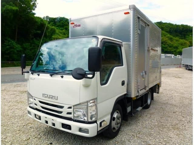 ISUZU