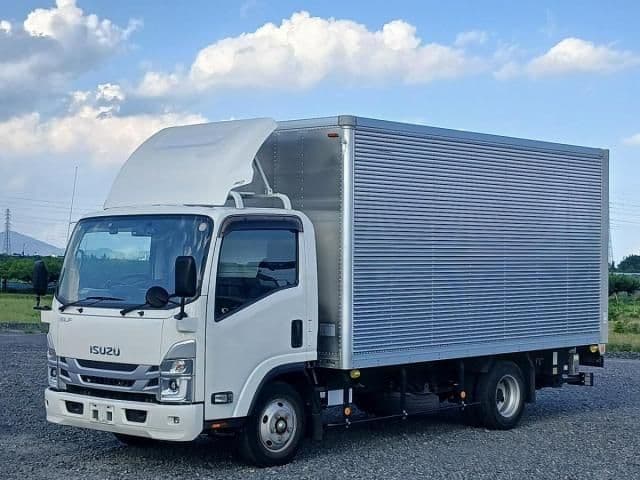 ISUZU
