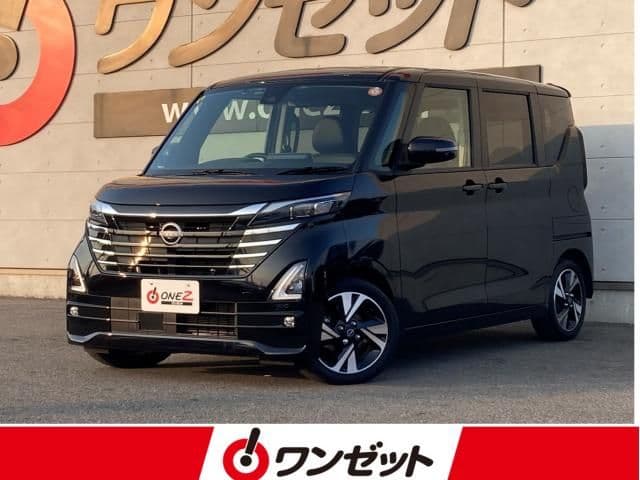 NISSAN