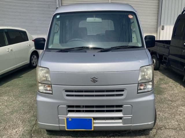 SUZUKI