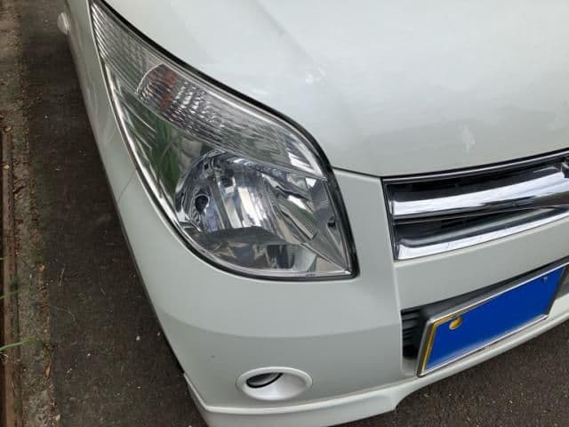 Car thumbnail 3